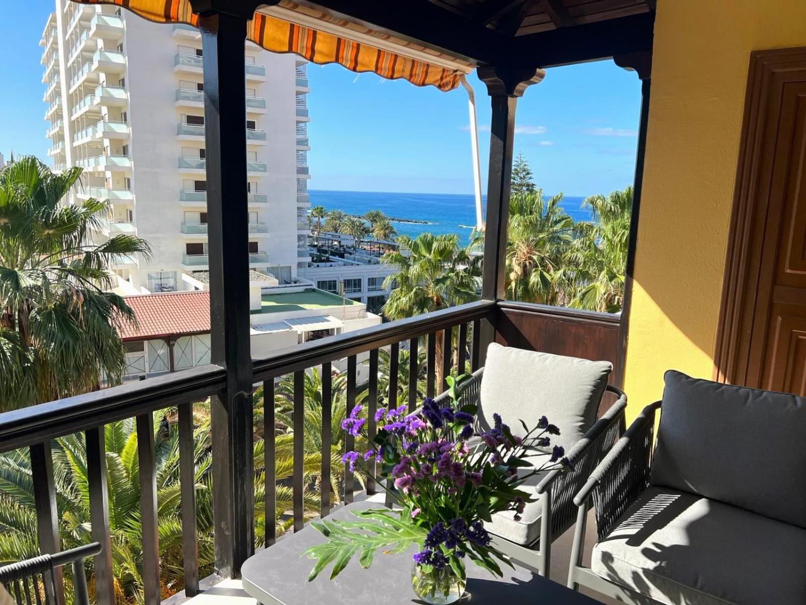Apartamento Amarillo Oceanview Playa Fanabe Exterior photo